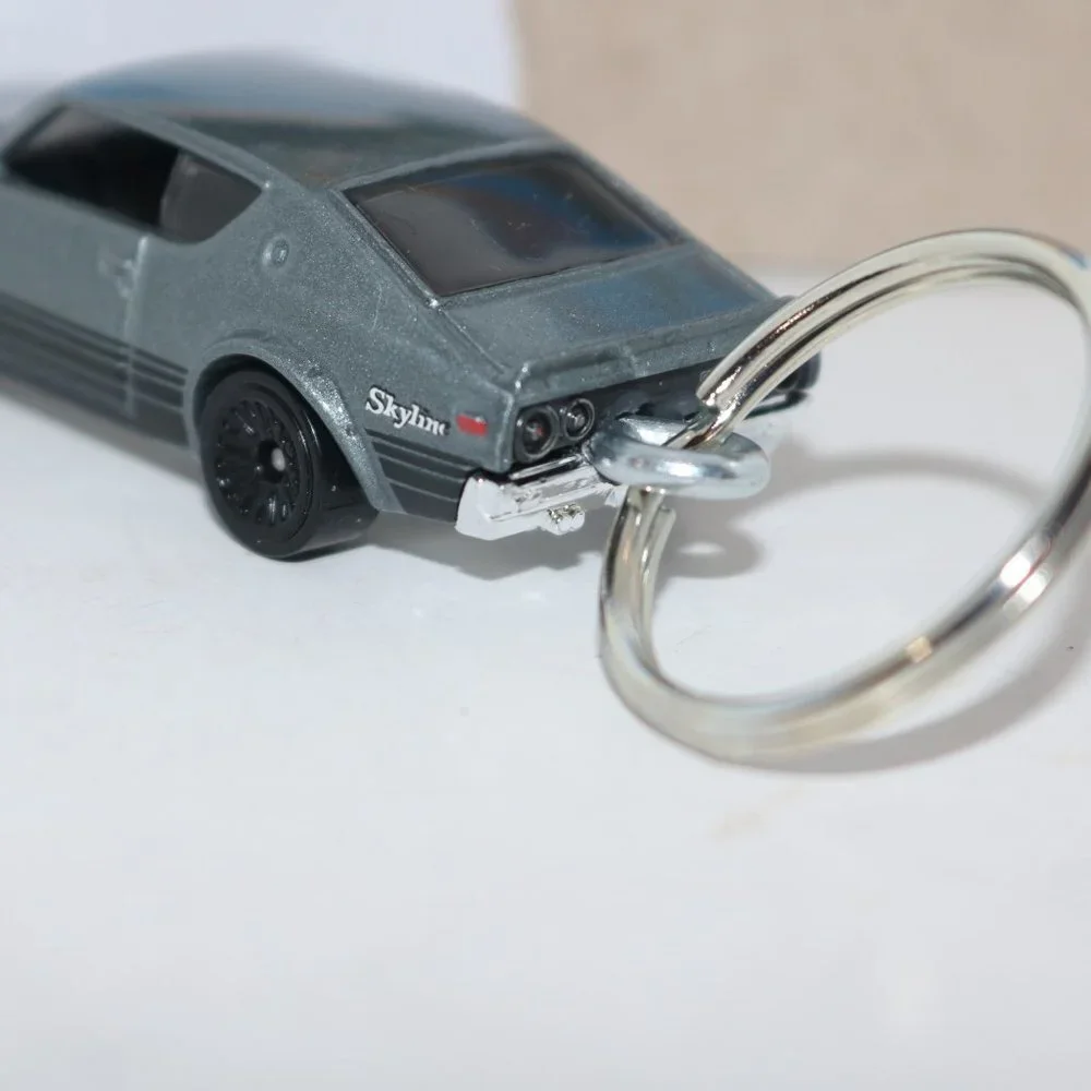 Hot Wheels Then & Now Nissan Skyline CUSTOM keychain